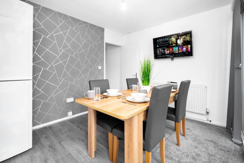 Jlr,Nec,B'Ham Airport,Entire House,Wi-Fi,Netflix Villa Birmingham Kültér fotó