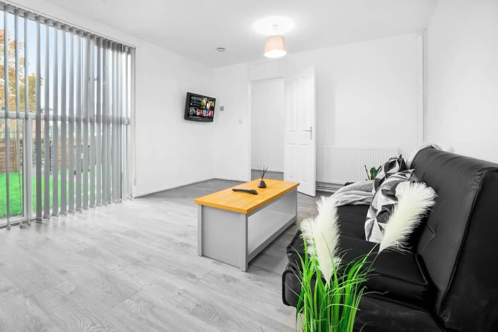 Jlr,Nec,B'Ham Airport,Entire House,Wi-Fi,Netflix Villa Birmingham Kültér fotó